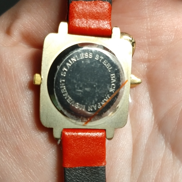 ✨SALE✨ Red Hatters Leather Watch - NEW - Picture 7 of 15